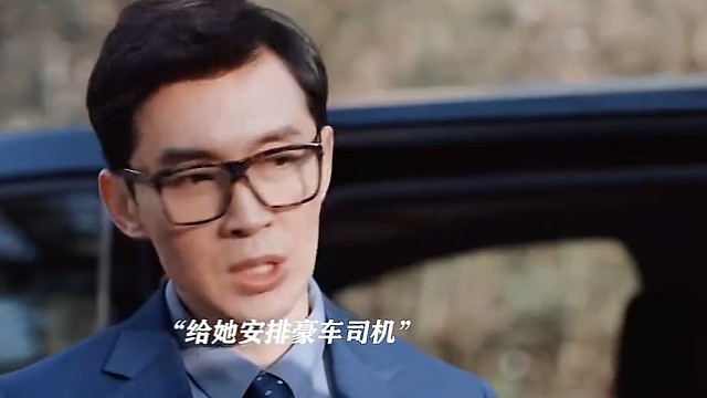 男人:我最近交个小女朋友23岁！哥们:你都比她爸大了！