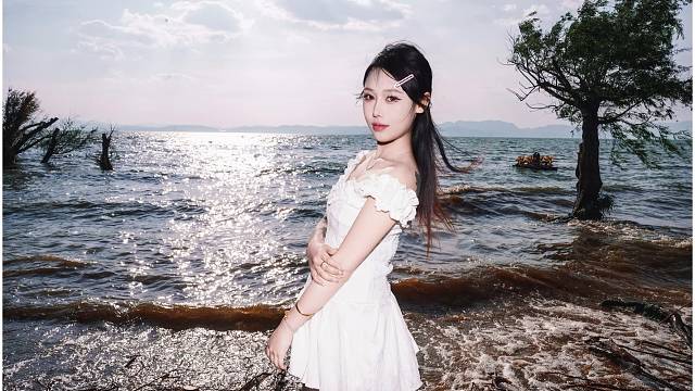 美女