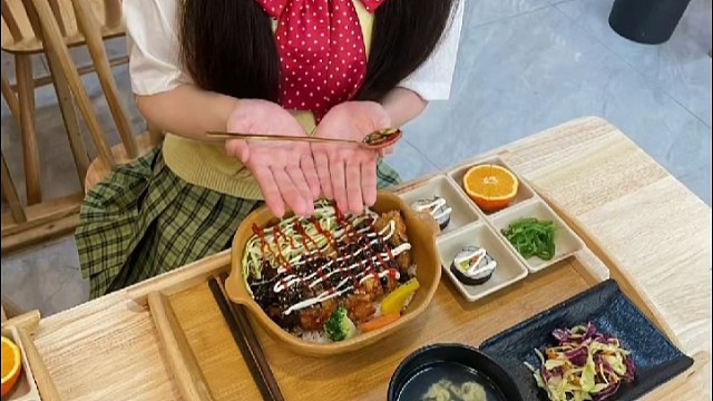 哇哦