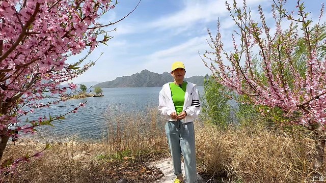 河北承德宽城潘家口水库衡家民宿农家院包吃包住可包院免费坐船游览水下长城！
