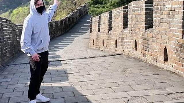 过去两次中国巡演都没有时间造访的长城，这次来打卡了