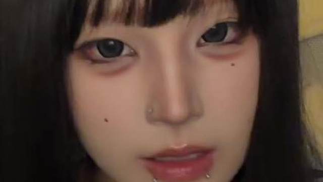 擦去泪花 一起同逛梨花园