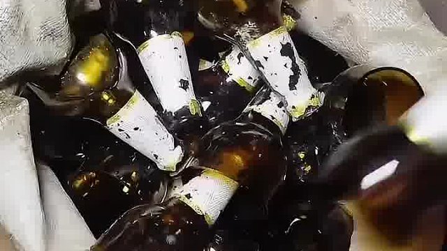 威士忌酒瓶变杯子