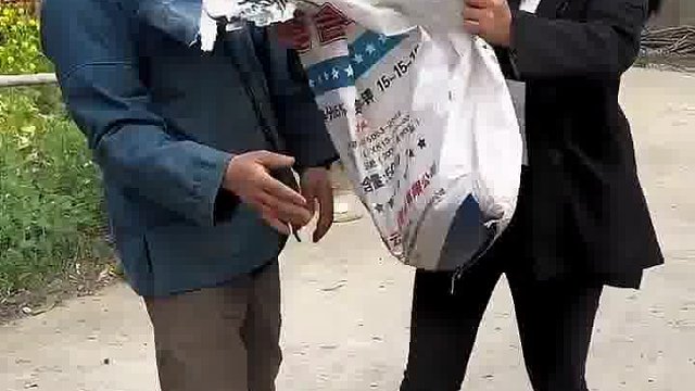 又被整蛊了