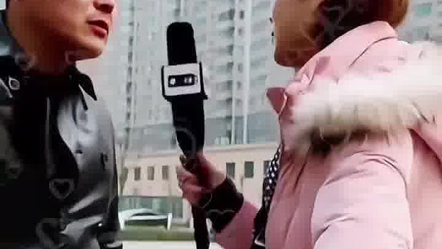 文雅又不失粗鲁，高~~！