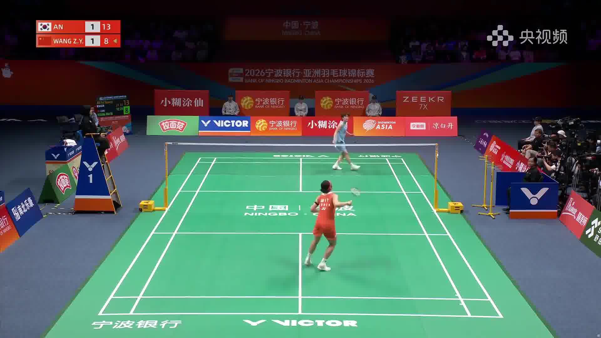 王祉怡顶级防守 左右开弓调动对手