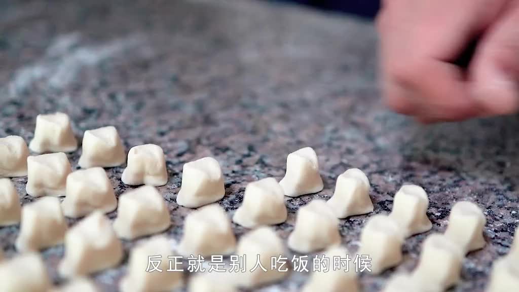 现蒸现包，1份13，每天忙不停