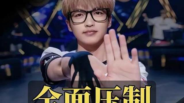 表哥港服排位偶遇Smoggy和杰尼，直接完成对位压制