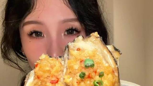深圳海鲜美食满眼都是溏心爆膏！