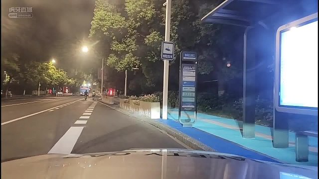 路过公交站加v你敢相信嘛