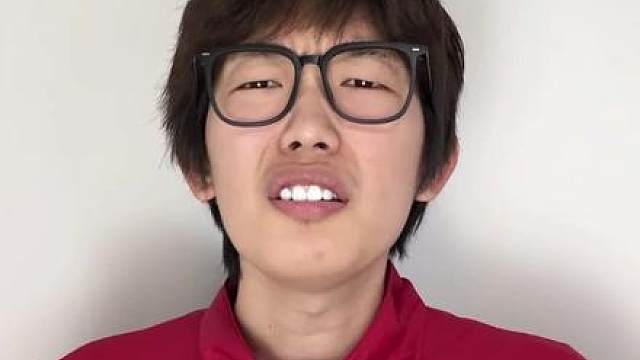 你不会还在给前排绿甲心之钢吧？