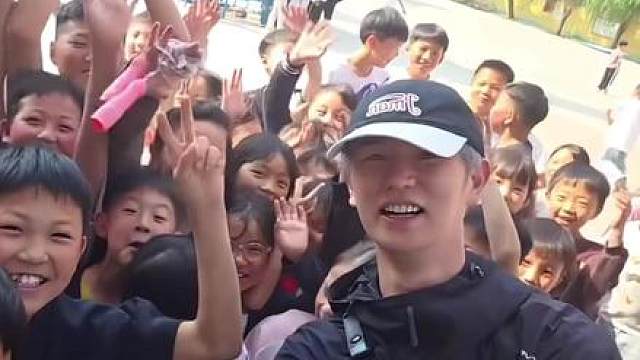 “一路童行，公益之路仍在继续”