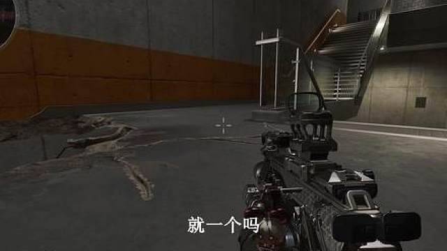 左手mp7右手无声弓弩，蹲下静步是日韩，站姿静步算欧美
