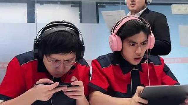 以你的实力在这个世界里能拿到几个冠军？