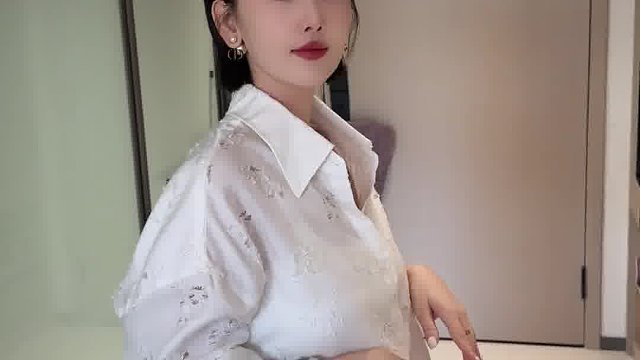 该说不说这风格也就她能驾驭得了