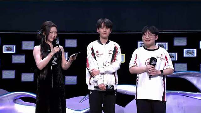 胜方采访无畏 轻语
打DYG：送他回家
没想什么吧，追分挺开心的，感觉白起很好用，看狼队比赛学的，
