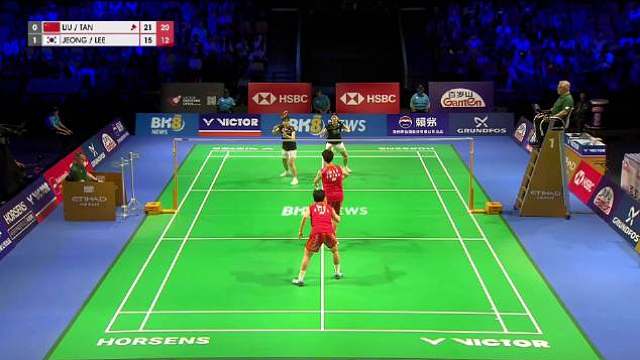 【尤杯决赛：中国 1-1 韩国】
一单：王祉怡 10-21、13-21 安洗莹
一双：刘圣书/谭宁