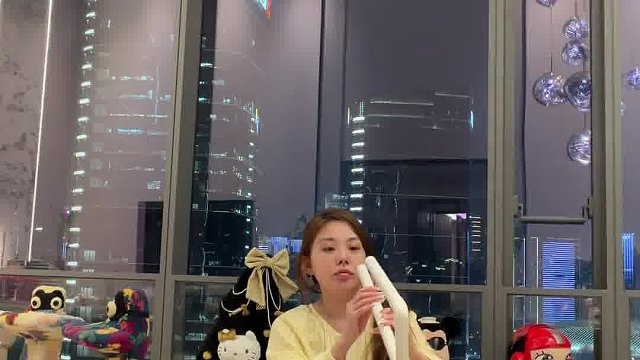 手咋那么欠呢，我让你吹了吗