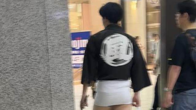 池袋西口满街高帮裸腿