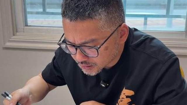 闽南老哥说这红树林的好货得吃 老哥说了，这些红树林的好东西得去尝尝！