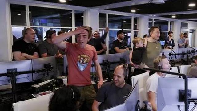 马斯克的SpaceX，一群“最不像航天人”，正在重新定义航天