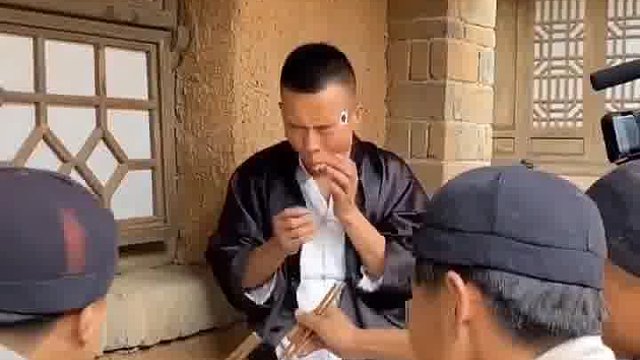 道具是真的不想干了，小鲜肉好无奈啊