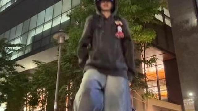 cortis在吗我到楼下了