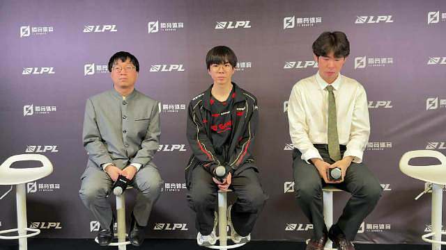 Q：TES第二局选出强边路对线阵容的时候是怎么考虑应对的?

 ​​​