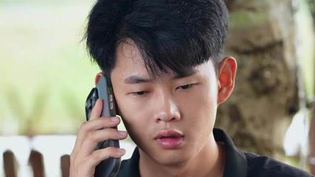 老妈急着拿鱼，小艾下水帮忙，炖鸡暖心犒劳