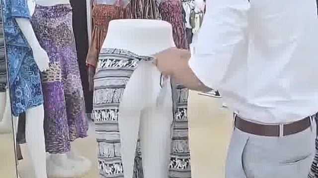 上厕所多费劲啊！