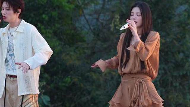 “姚晓棠 姚六一”音你现场《追寻你》4k直拍