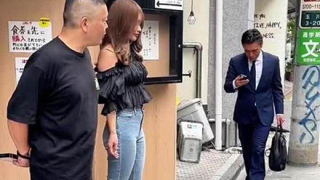 大叔被强制消费了！