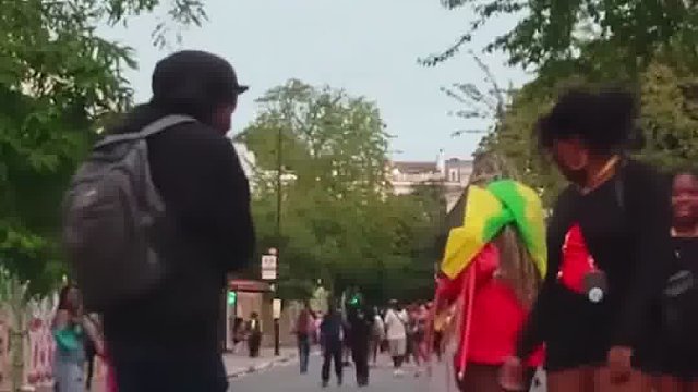 男子一小时做1000个俯卧撑