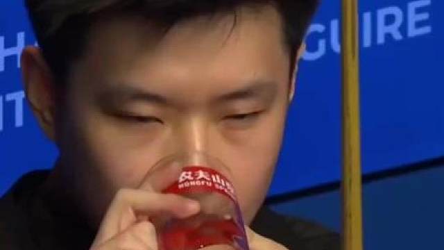 赵心童双赛点上演奇迹！落后549分绝处逢生！绝无仅有的反杀！