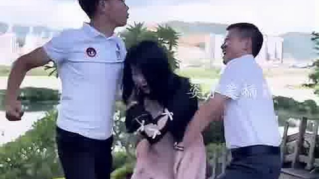 好好的约会被男人一个举动破坏