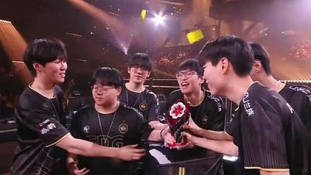 回来了 都回来了，曼谷球 仁川钊！