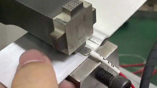 恒友音达超声波  超声波金属焊接机
