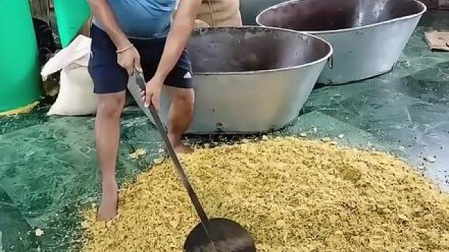 令人惊讶的印度虾条薯片制作