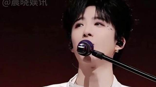刘宇宁11月北京演唱会这一夜，人脉实力、江湖地位、破圈式资源体，被照在他身上的镜头诠释的淋漓尽致