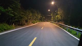展示帕加尼豪車(chē)稱(chēng)其藝術(shù)品