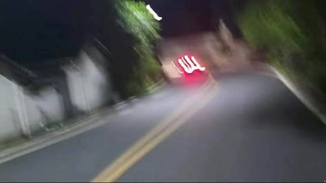 十年前我不如你，十年后我踩死你