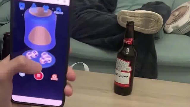 小程序：幸运骰 对不起了姐妹们，这个帅哥今天晚上我一定要拿下。