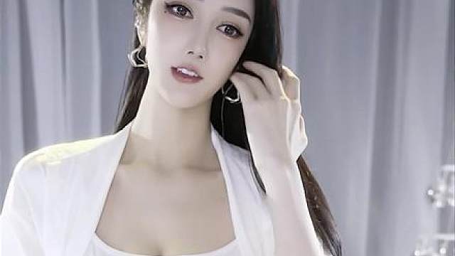 肤白貌美！车老板呢身材好就是好