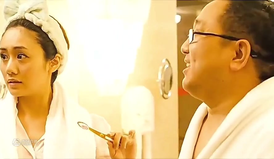 这摄影师真的是无处不在啊，太敬业了