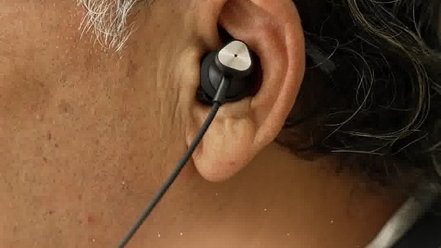 助听器老人专用正品无噪音，适合长辈日常使用教你选不踩坑