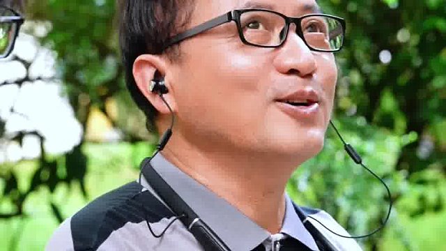助听器老年人重度耳聋，日常沟通选对款式少花冤枉钱