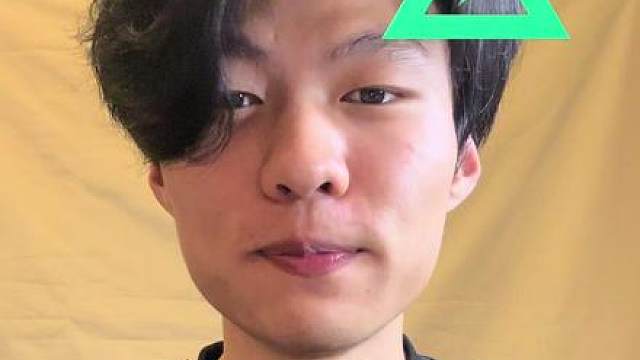 “没有怕老婆的男人 只有尊重老婆的男人”