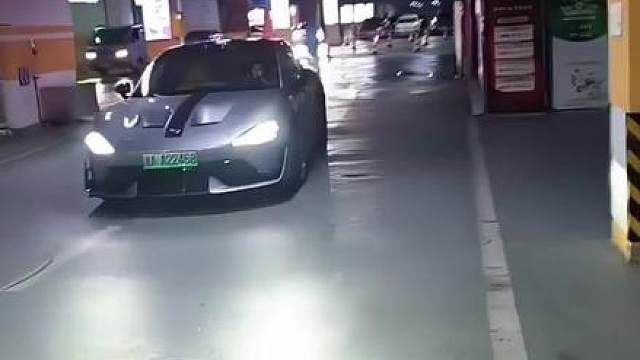 “咋还害羞了呢”