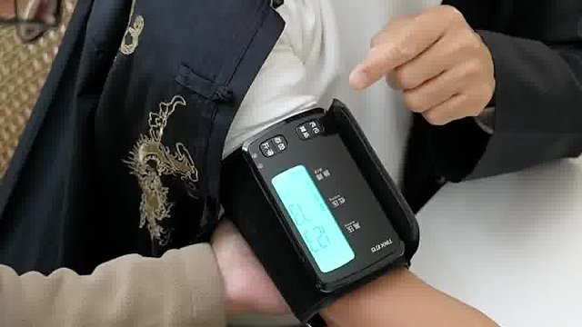 血压计测评，中老年秋冬居家选款，教你选对不花冤枉钱