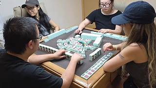 被質(zhì)問熬夜行為激動回應(yīng)